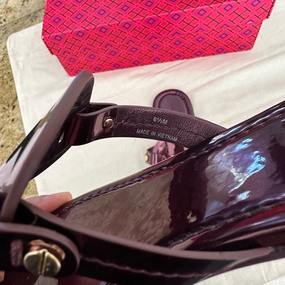 New Tory Burch miller sandals Merlot color size 6.5 - Picture 6 of 7